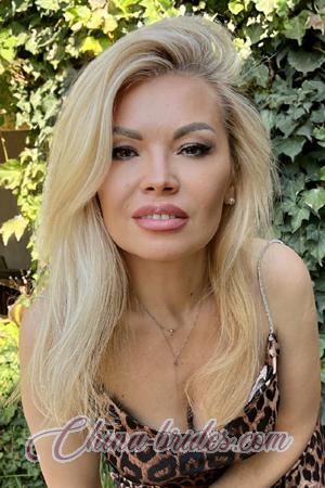 183383 - Ella Age: 51 - Ukraine