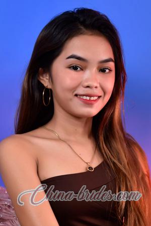 215471 - Glydel Age: 21 - Philippines