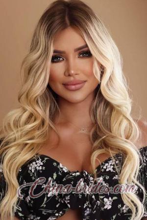 215539 - Julieth Age: 39 - Brazil