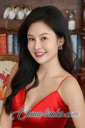 220695 - Christina Age: 42 - China