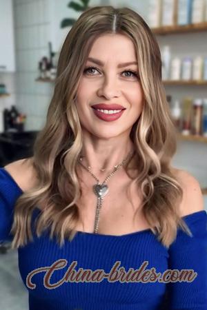 225051 - Larysa Age: 60 - Ukraine