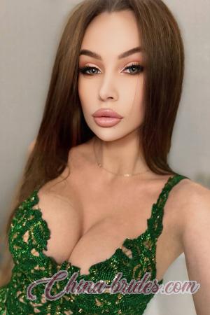 225052 - Anastasiia Age: 25 - Ukraine