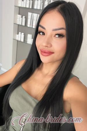 225075 - Alla Age: 34 - Ukraine