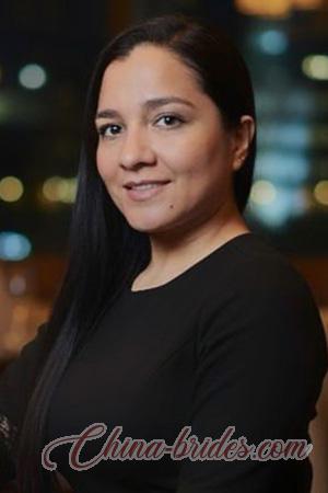 225204 - Yamile Age: 36 - Colombia