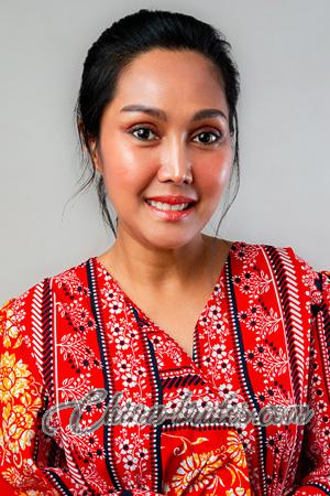226189 - Kanittha Age: 42 - Thailand
