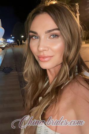 226527 - Khrystyna Age: 47 - Ukraine