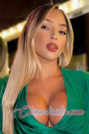 227109 - Laisla Age: 23 - Brazil