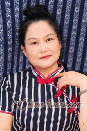 227229 - Isabelle� Age: 56 - China