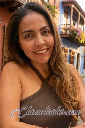 227430 - Karol Age: 43 - Colombia